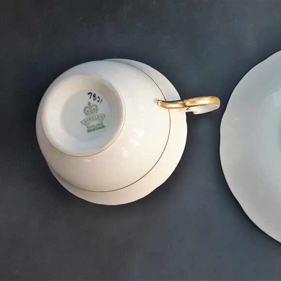 Aynsley Cup & Saucer Set Red Burgundy Floral Gold Trim Doris Shape 1930s England - Picture 9 of 10